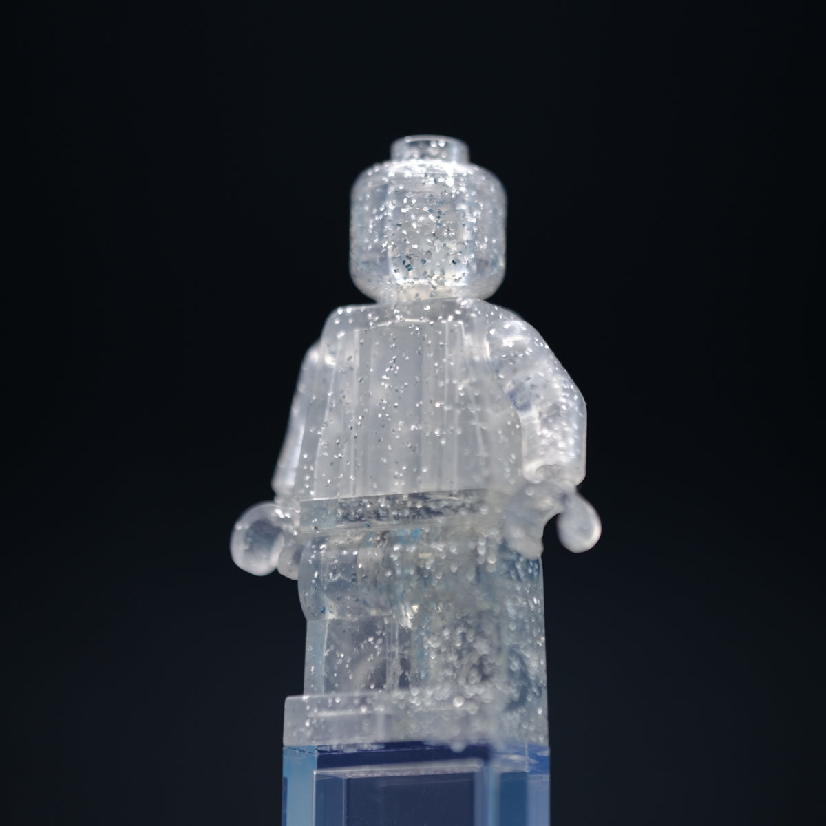 Glitter Trans-Clear Monofig