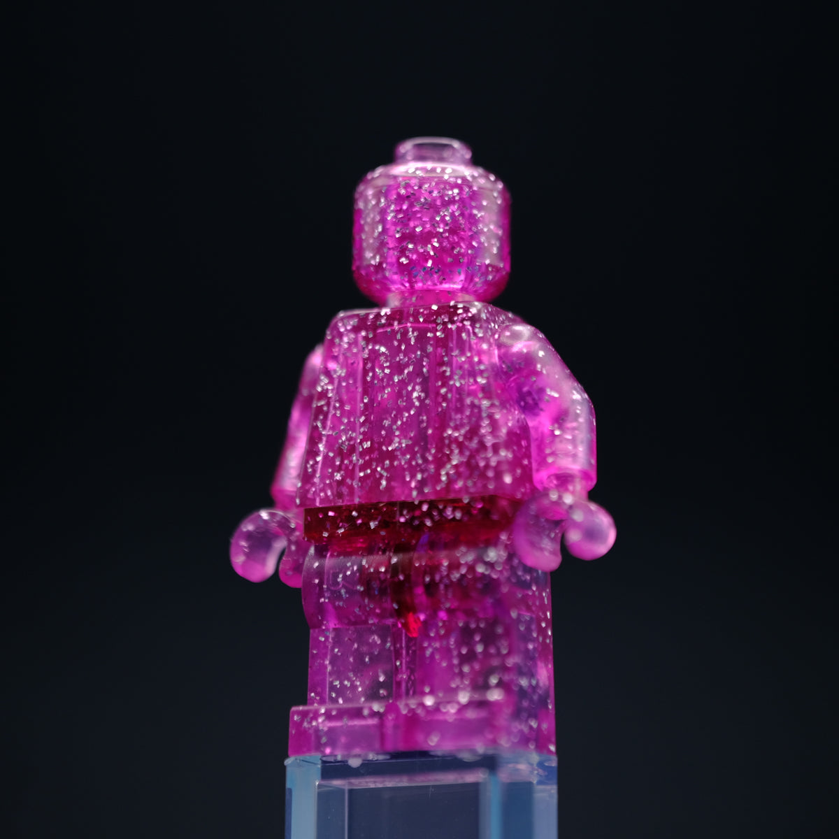 Glitter Trans-Dark Pink Monofig