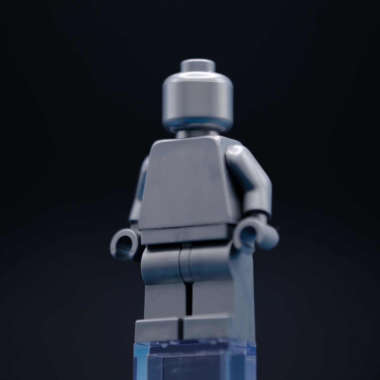Flat Silver Monochrome Fig