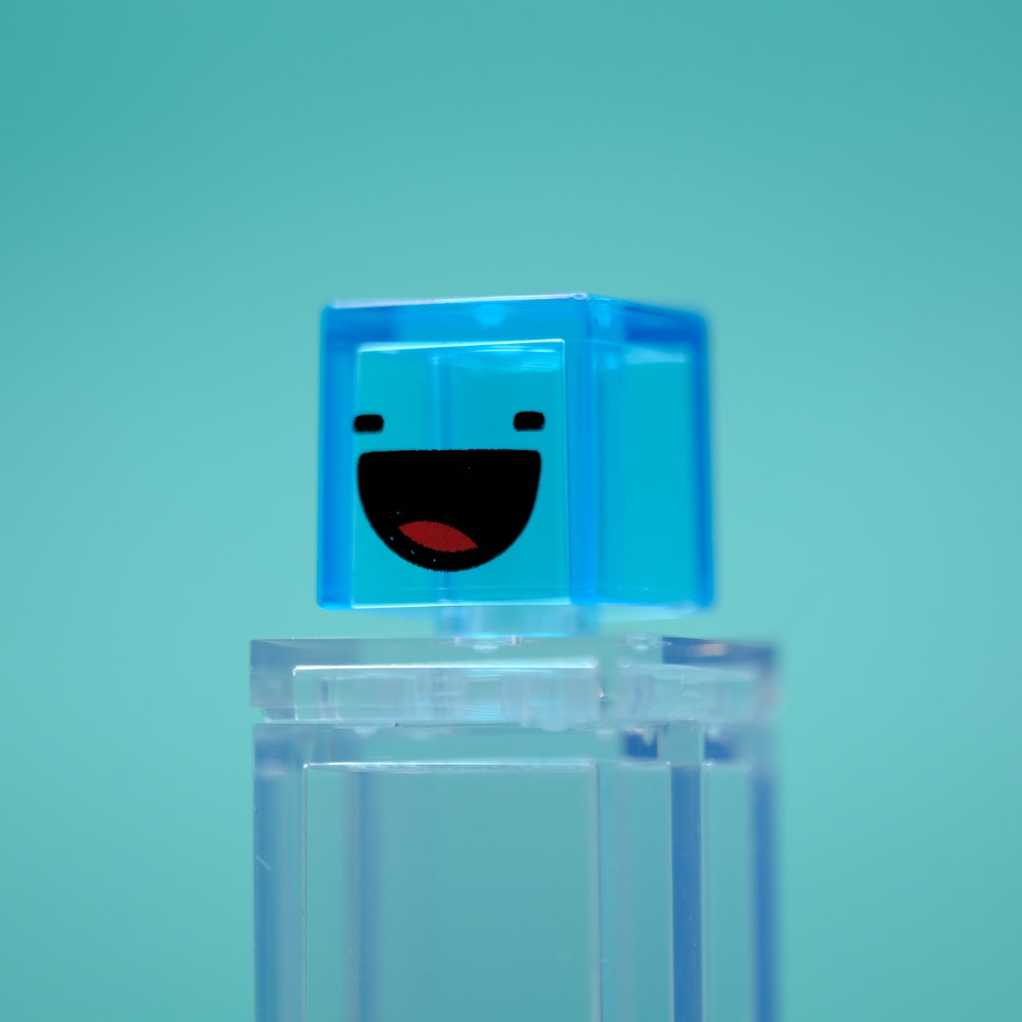 Chill Cube Head